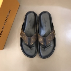 Louis Vuitton Slippers